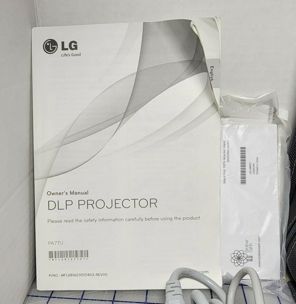 lg pa77u-je  portable led 3d  projector -smart tv - magic remote