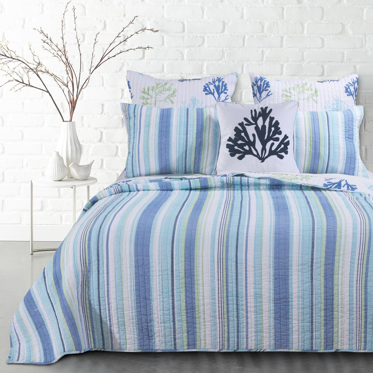 Levtex Home - Copa Cabana Quilt Set - Twin/Twin XL Quilt (68x86in.) + One Standard Pillow Sham (26x20in.) - Coastal - Blue, Green and White - Reversible - Cotton Fabric