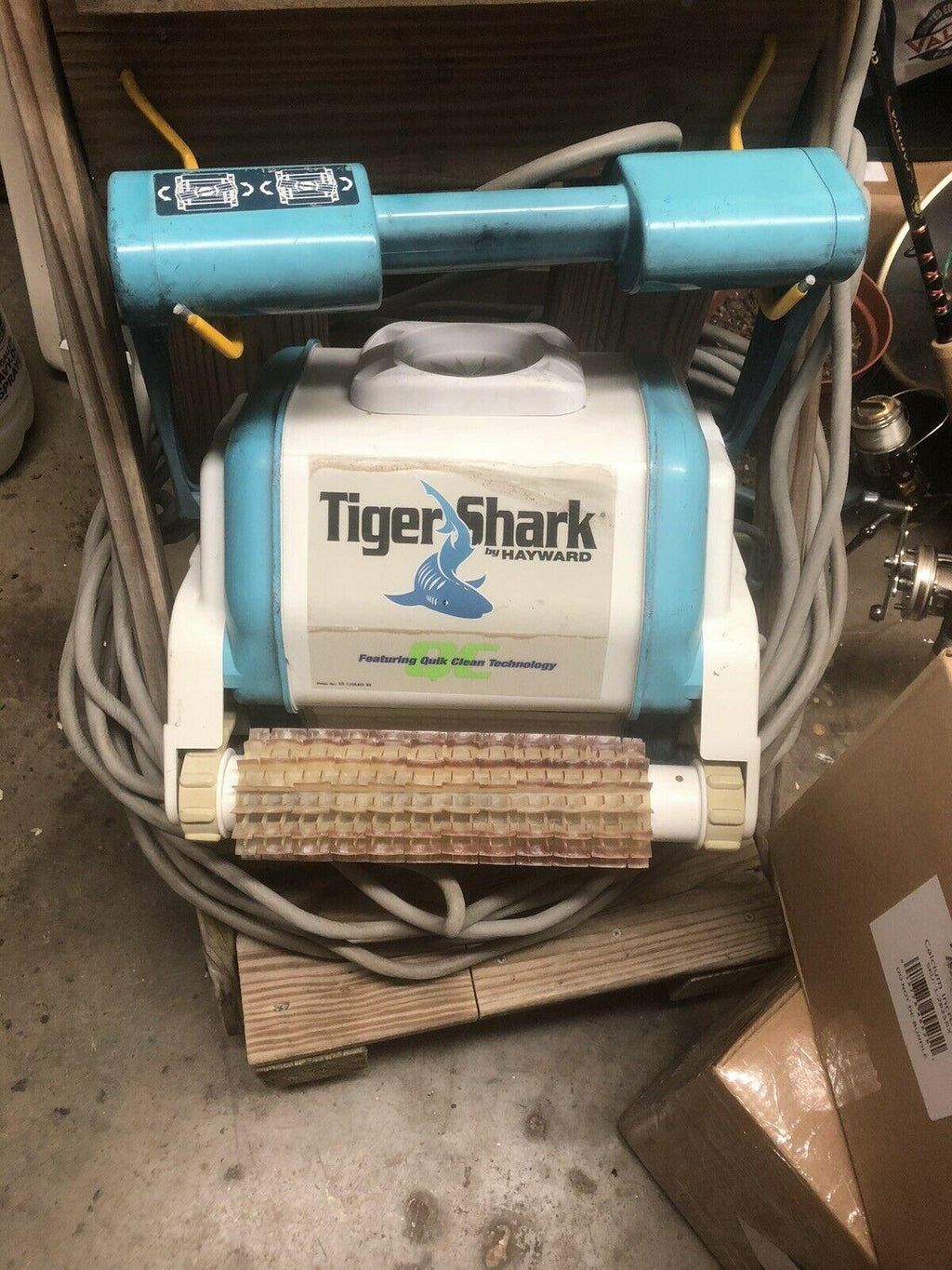 heyward tiger shark pool cleaner