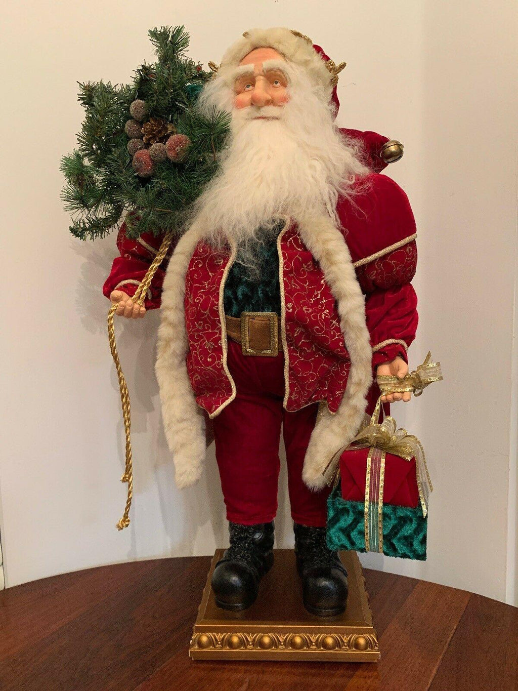 Bombay Company Santa With Presents And Sack LarTabletop