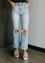 wash distressed jeans