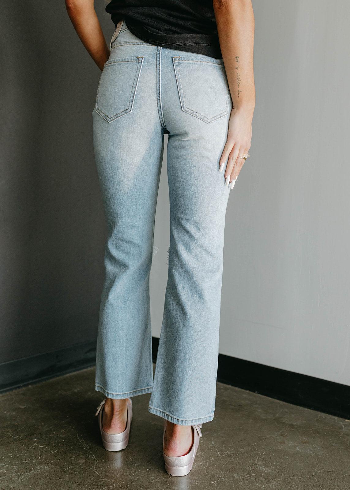 wash distressed jeans
