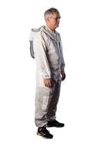 forest beekeeping supply ventilated bee suits for men &amp; women - clear view fencing veil ykk brass zippers light weight &amp; maximum protection professional &amp; beginner beekeeper suit (medium)
