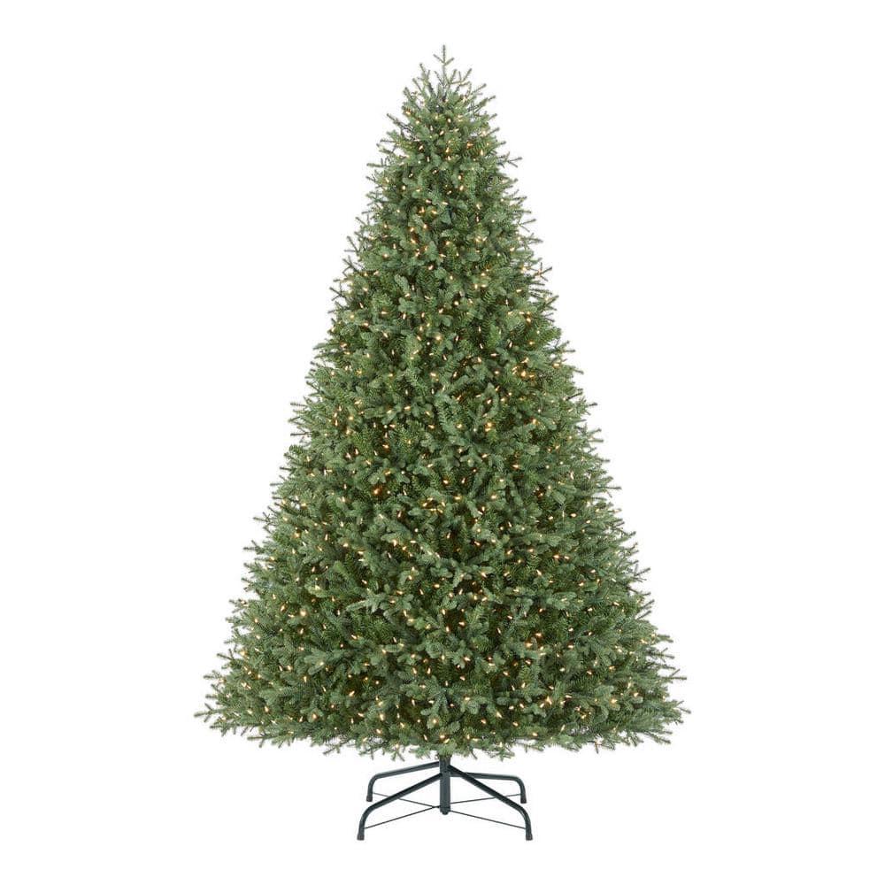 9 ft Ashton Balsam Fir LED Christmas Tree