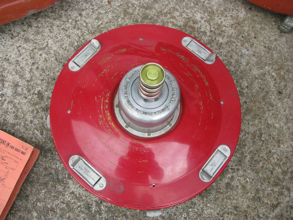 1950s HUNTER TUNE-IN WHEEL R & SPINNER 115V  ON-VEHICLE/CAR
