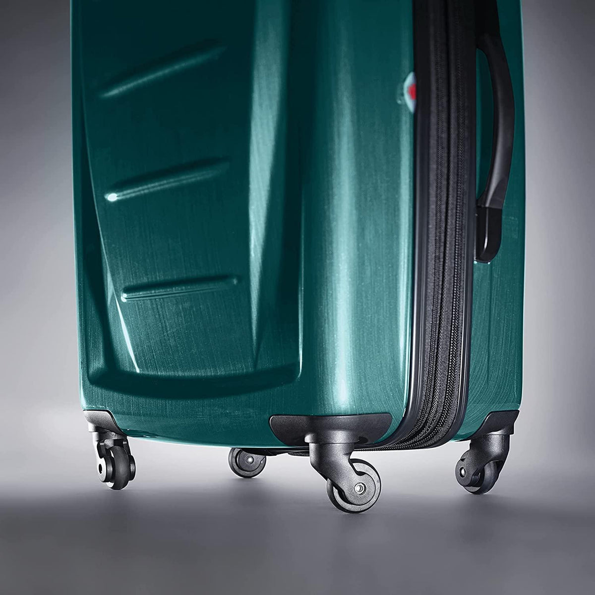 Winfield 2 Hardside Luggage with Spinner Wheels, Cactus Green, 2-Piece Set (20/24)