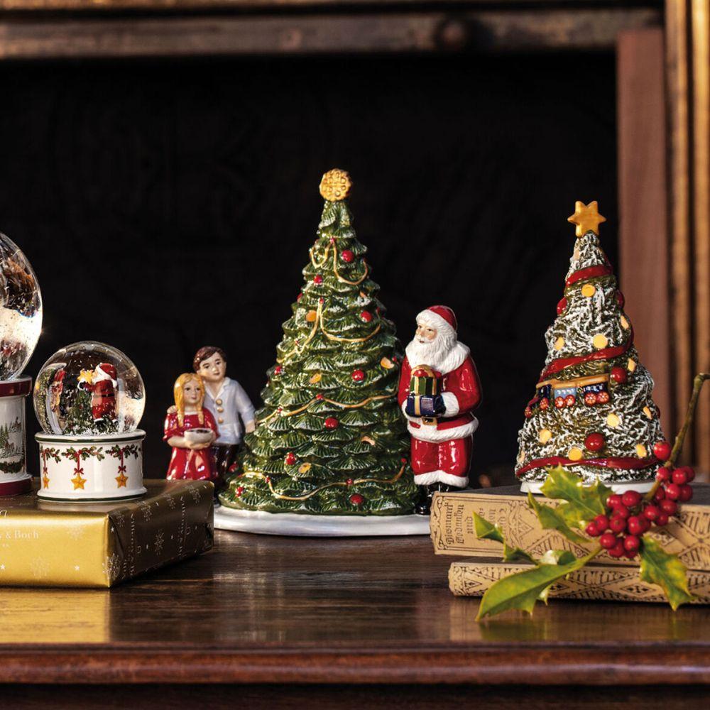 Villeroy &amp; Boch Christmas Toys Santa at the Tree Figurine