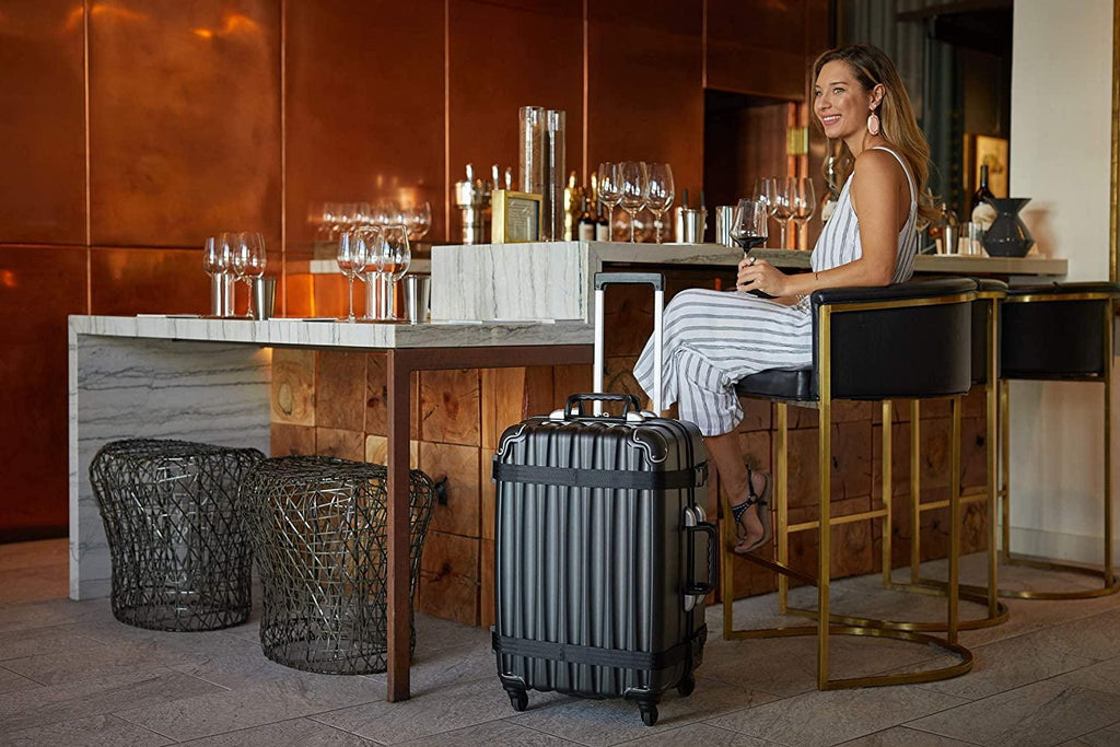 Up to 12 Bottles &amp; All Purpose Wine Travel Suitcase (Black)