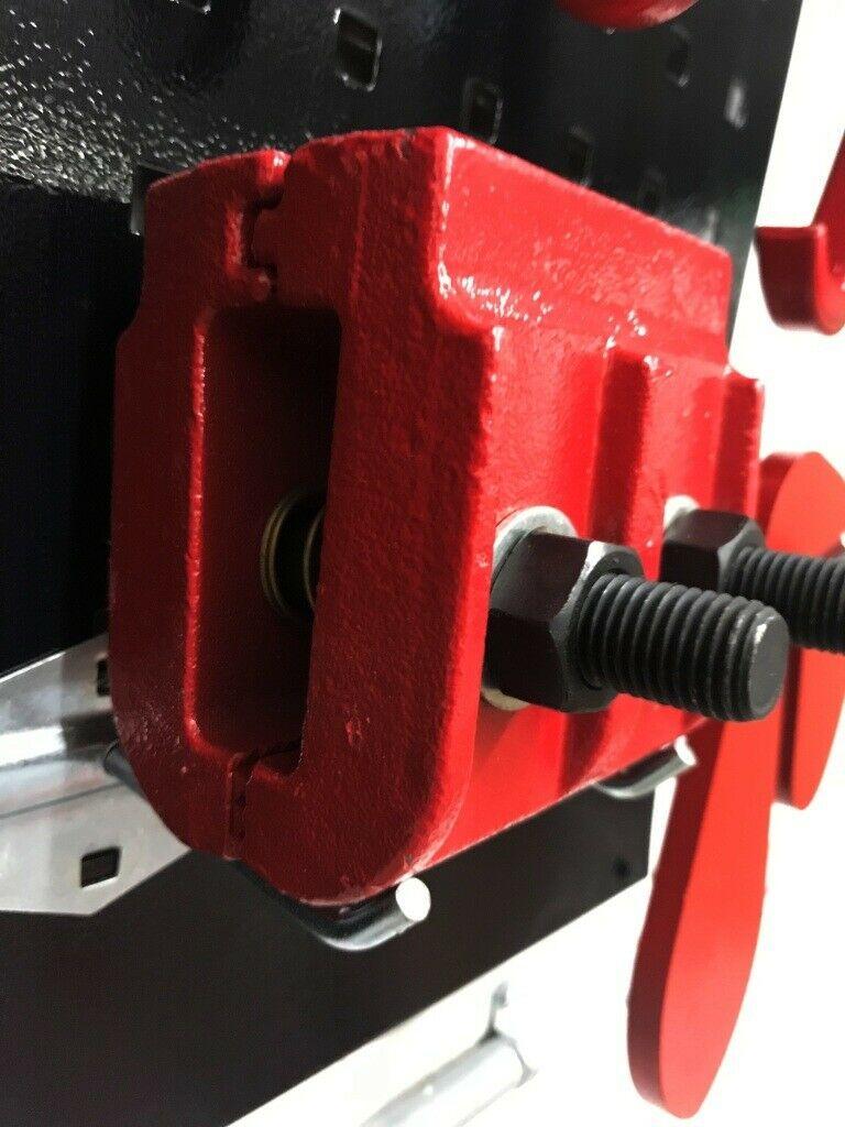 SET#34 B - 21 PIECE AUTO BODY FRAME MACHINE PULLING TOOLS AND CLAMPS WITH BOARD