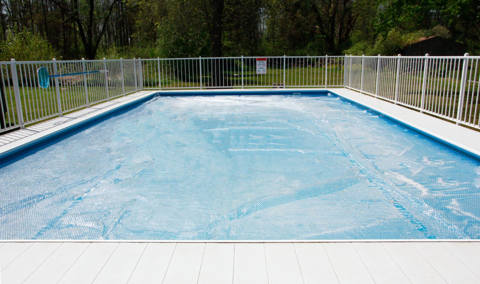 sun2solar 1200 series solar blanket for rectangle swimming pools w/ grommet kit