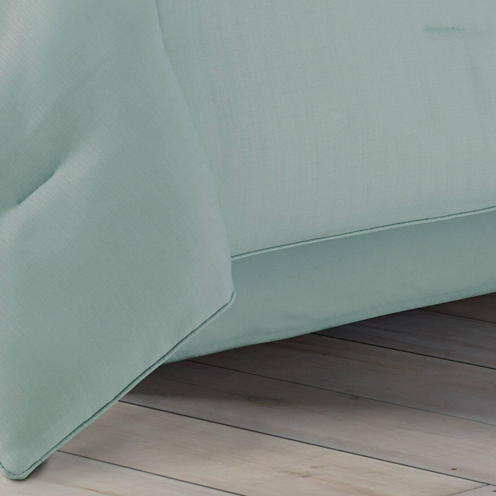 Waters EdComforter Set by Royal Court