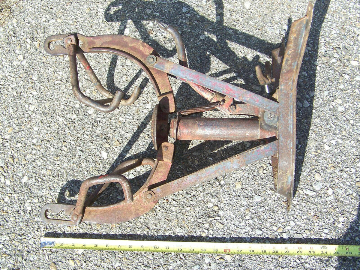 Bishman  Floor Tire Spreader Shop GaraGas Station manual repair tool