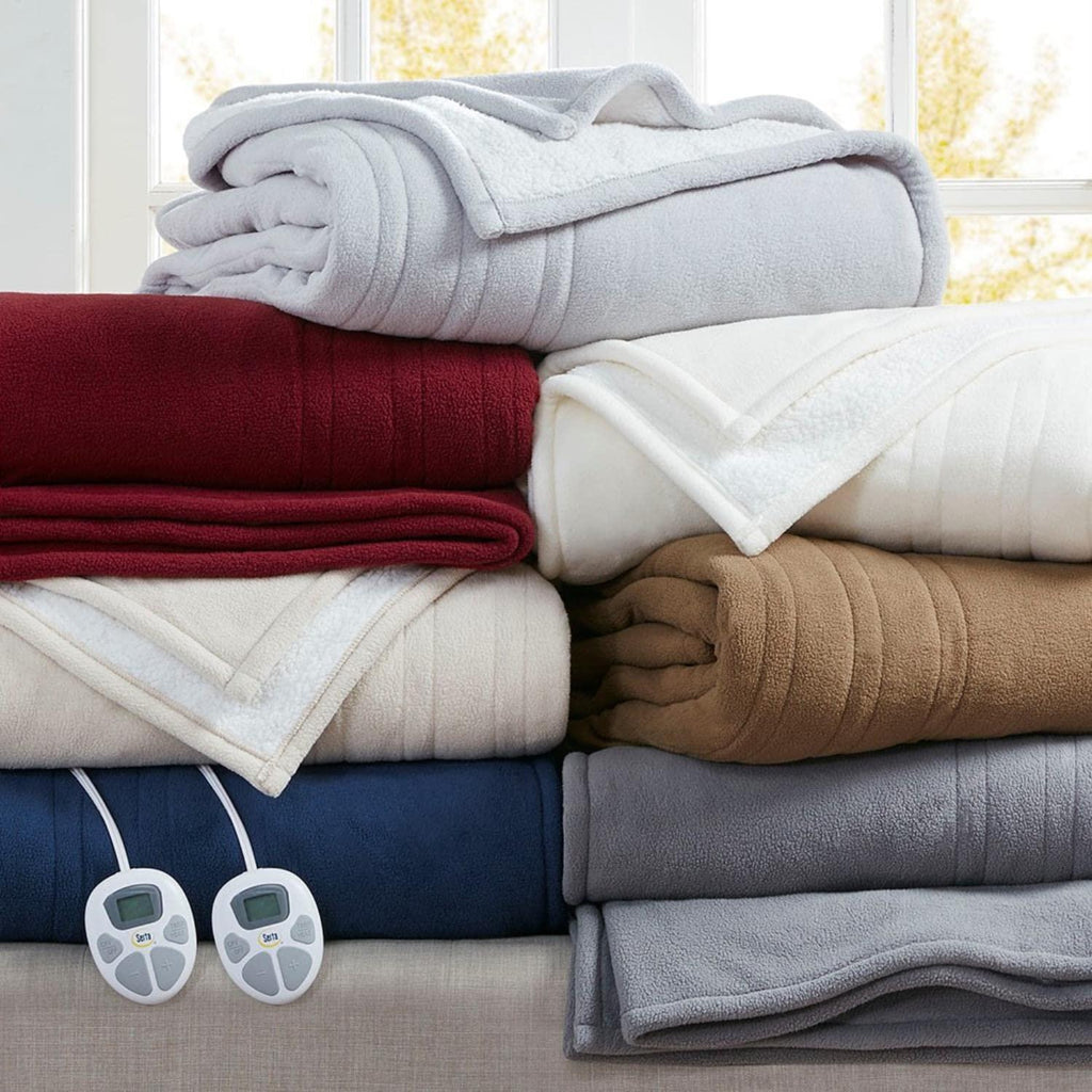 Gracie Mills Polyester Fleece to Sherpa Heated Blanket with Burgundy Finish ST54-0143