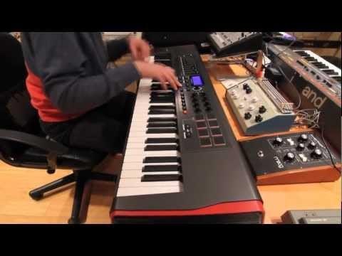Novation - Impulse MIDI Interface/Keyboard Controller Featuring AutoMap4 (61 keys)