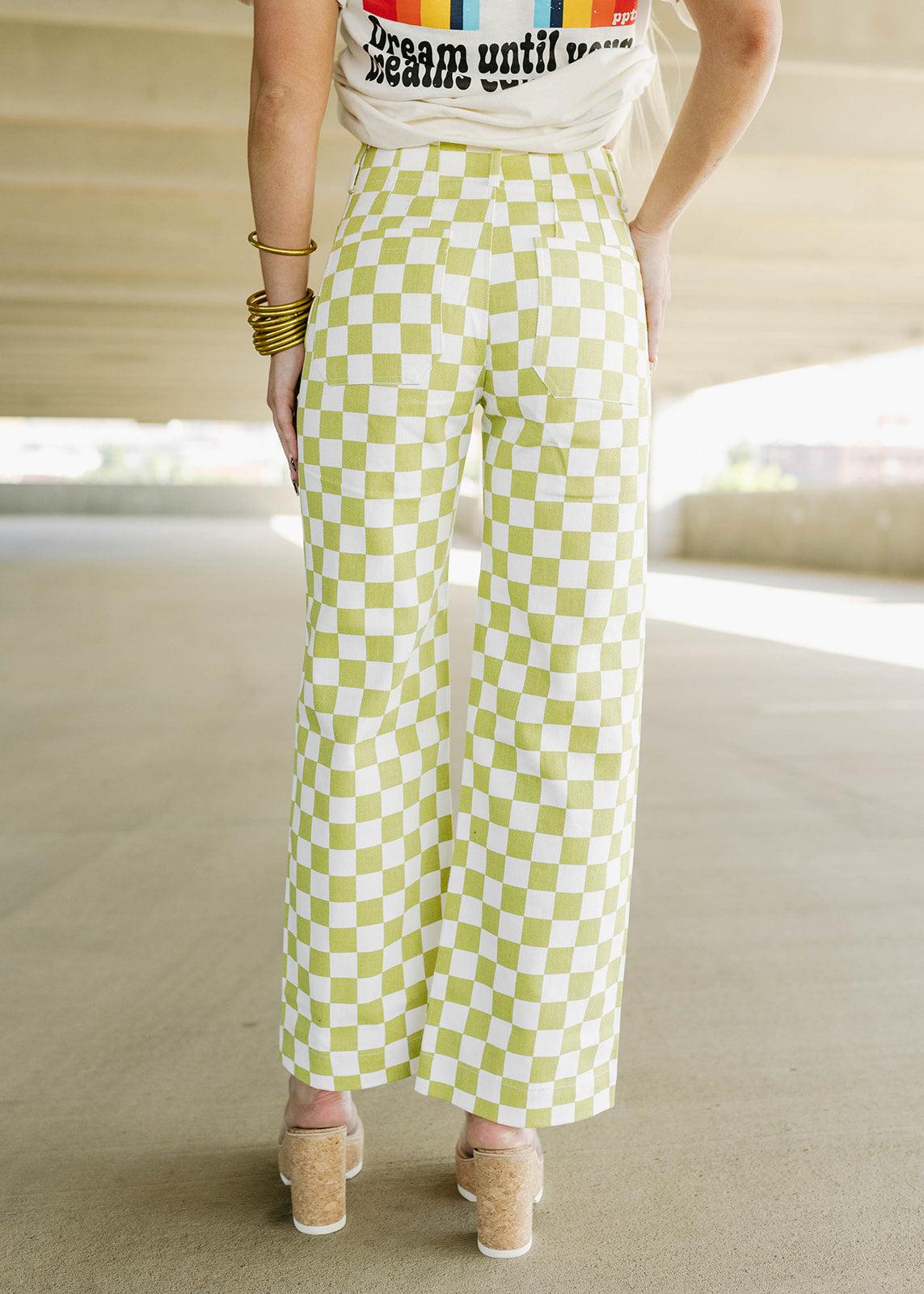 &amp; white checkered print pants