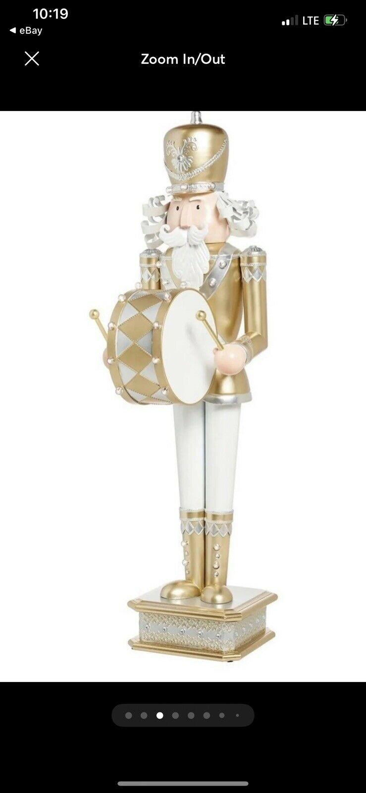 animated kringle express nutckracker