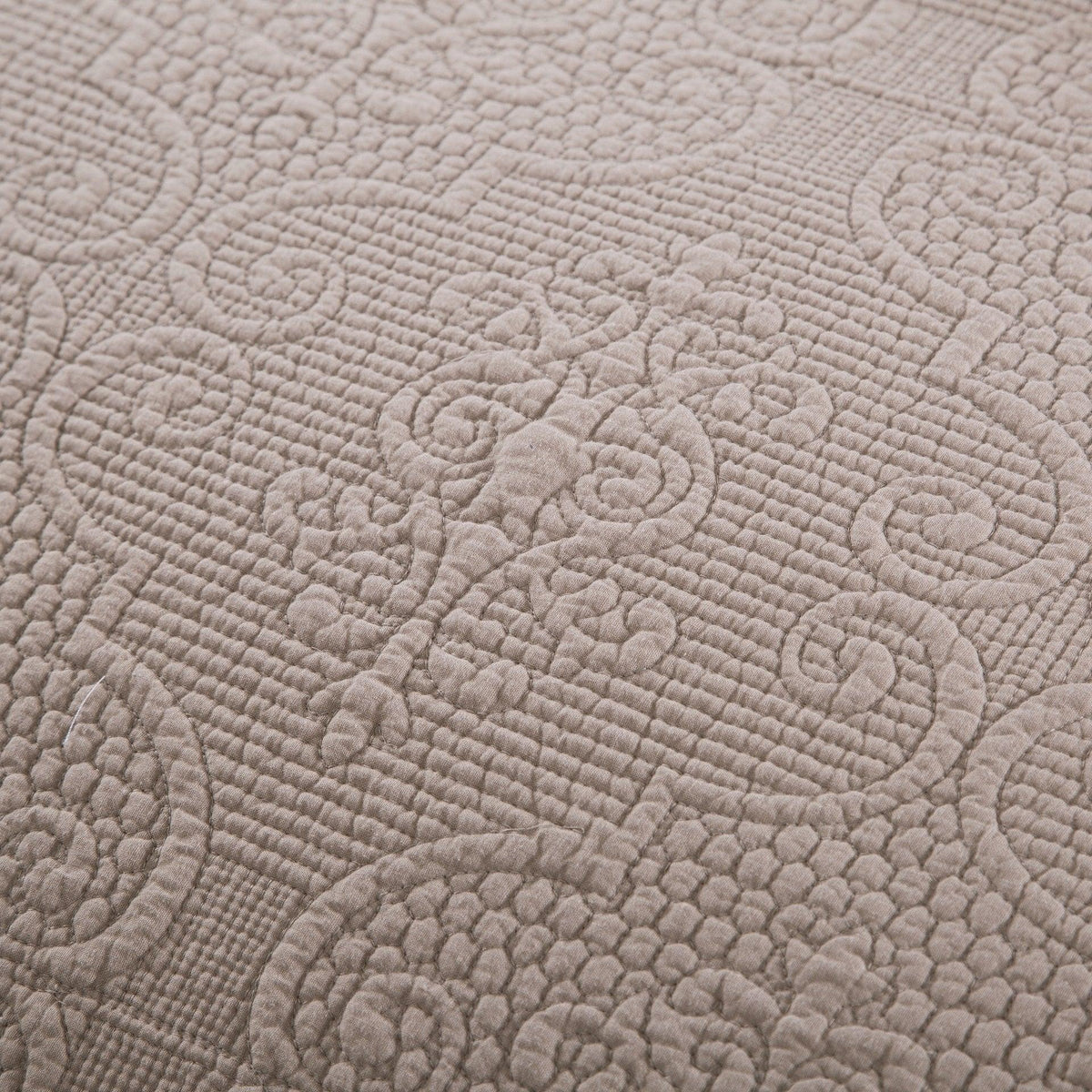 DaDa Bedding Neutral Taupe BeiSandy Elegant Floral Cotton Quilted Bedspread Set (JHW-585)