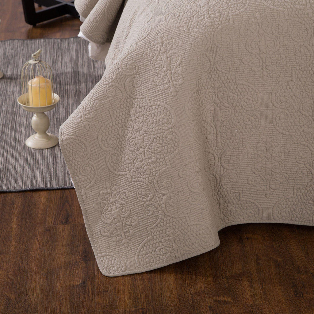 DaDa Bedding Neutral Taupe BeiSandy Elegant Floral Cotton Quilted Bedspread Set (JHW-585)