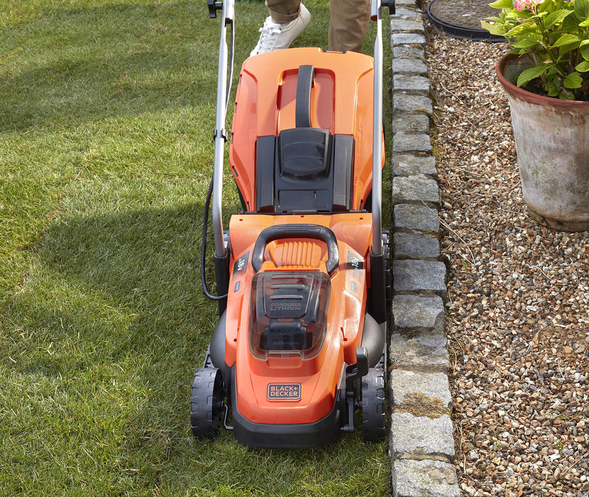 18 V Battery Lawn Mower (36 V with Two 18 V 2.5 Ah Batteries Supplied) - 33 cm - Adjustable Cutting Height - Basket 35 Litres BCMW3318L2-QW