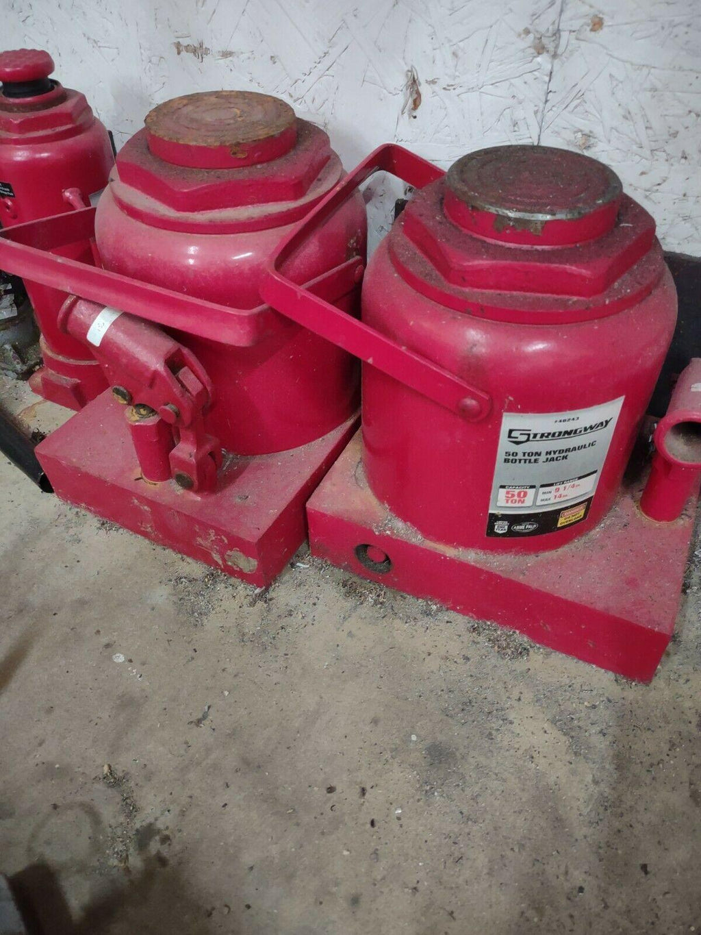 2, 50-ton Strongway Hydraulic Jack