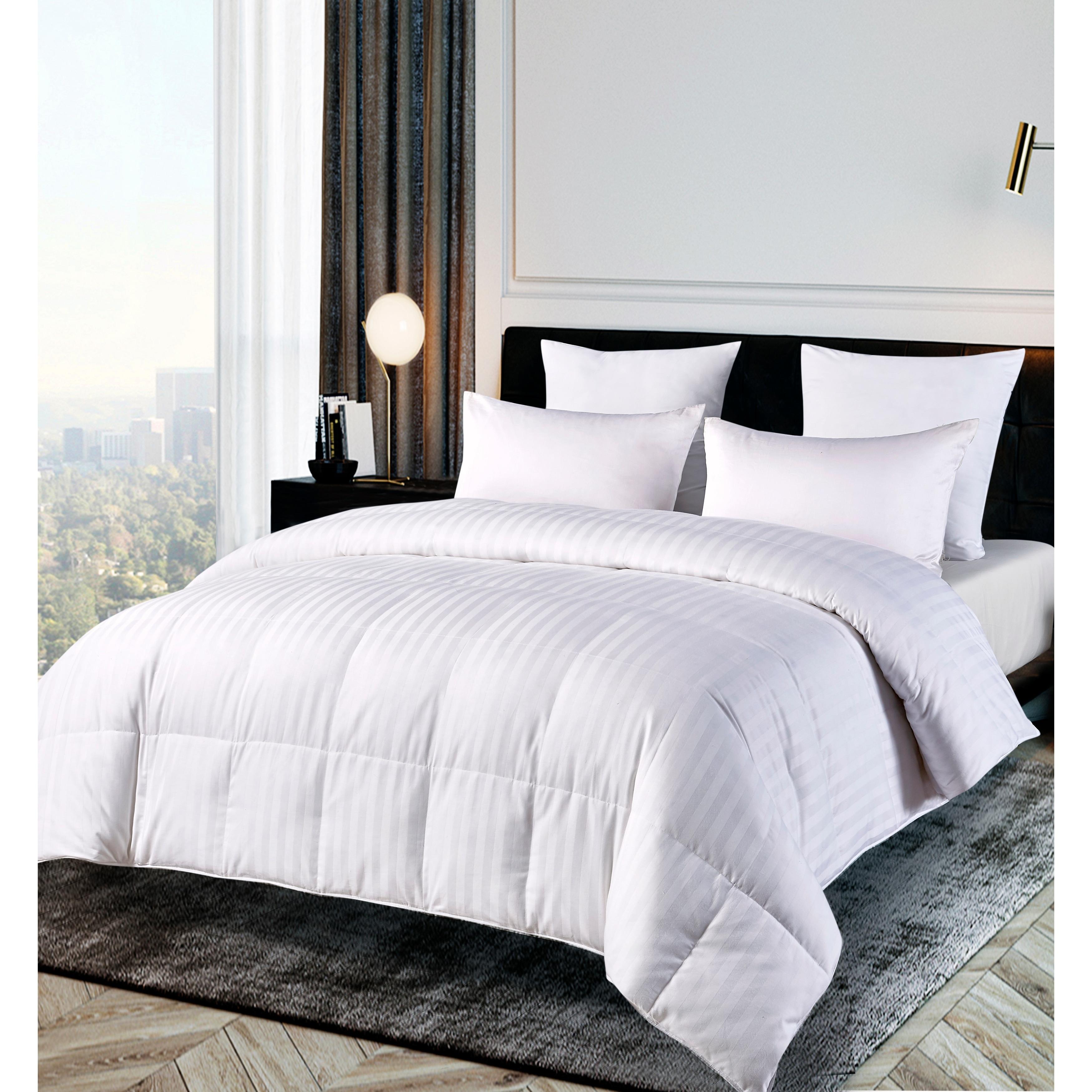 Hotel Grand Oversized Luxury 500 Thread Count Down Alternative Comforter - Twin