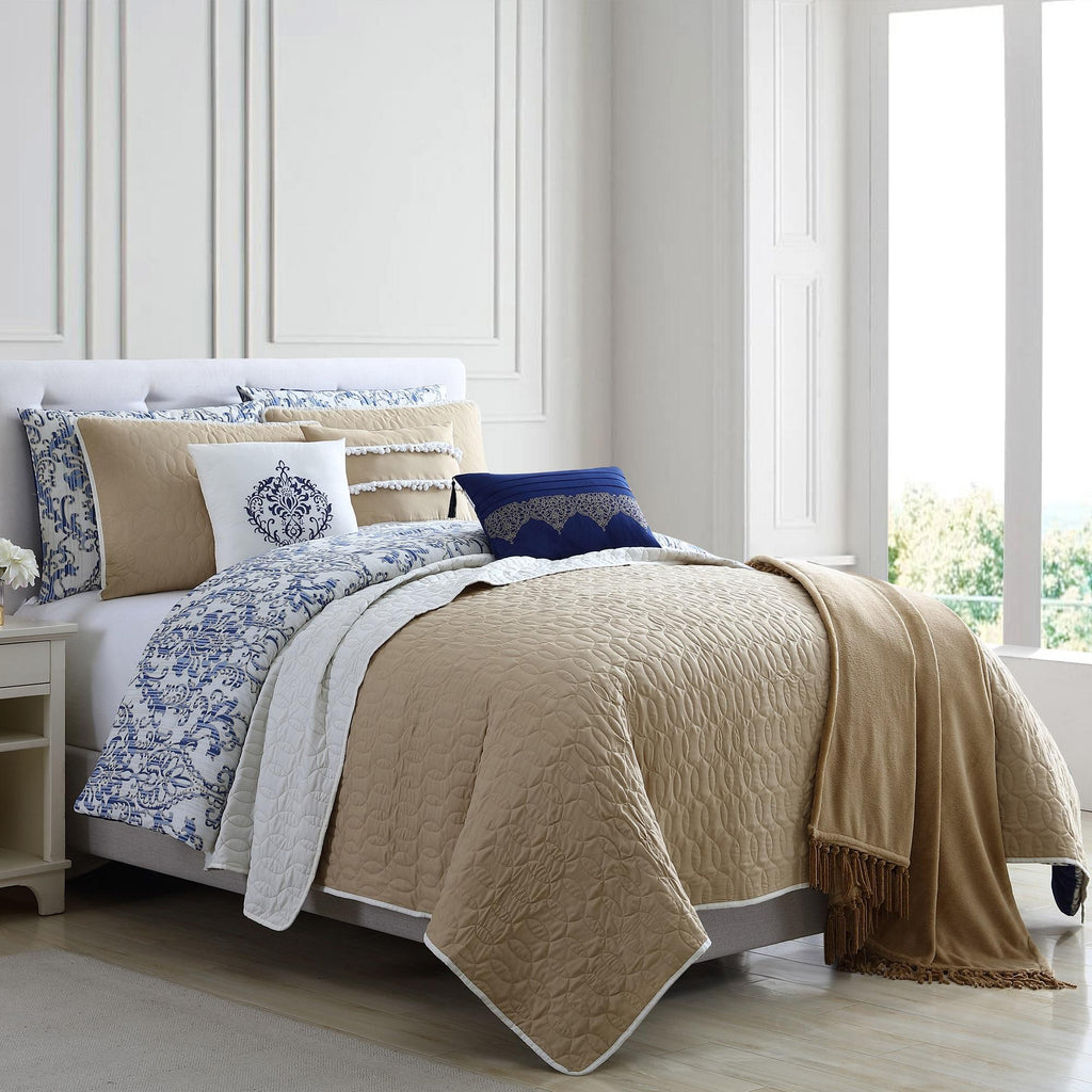 Andria 10 Piece Size Reversible Comforter and Coverlet Set The Urban, Multicolor
