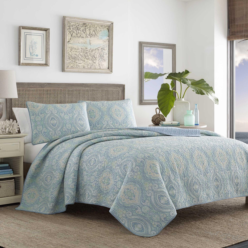 Tommy Bahama  Turtle Cove Blue Cotton Quilt Set