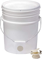 little giant bkt5 plastic honey extractor bucket with honey gate tool for beekeeping harvesting, 5 gallon (6 pack)