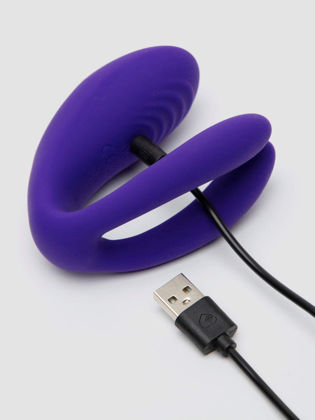 Lovehoney Sweet Curve Remote Control Silicone Clitoral Vibrator, Purple