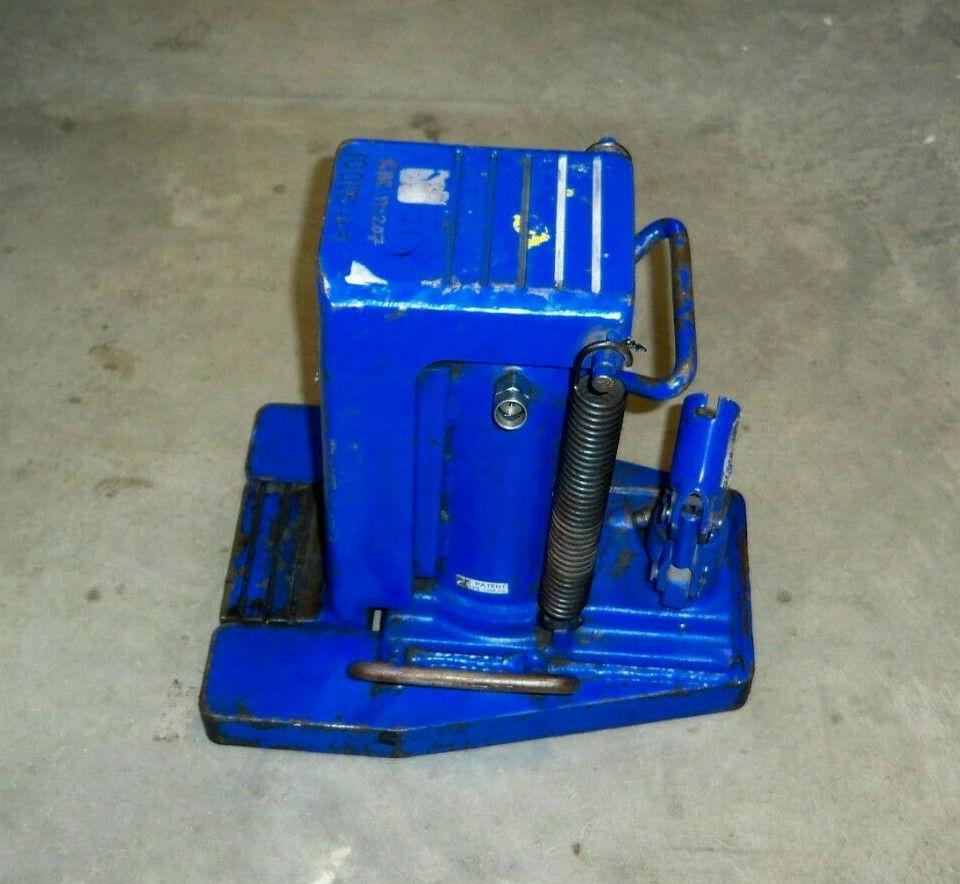 Westward 1AVP7 Hydraulic Toe Jack, 10 Ton