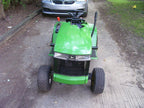 JOHN DEERE LX176 LAWN TRACTOR :