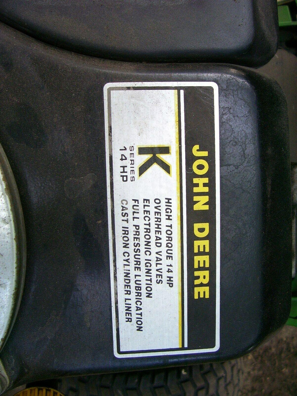 JOHN DEERE LX176 LAWN TRACTOR :