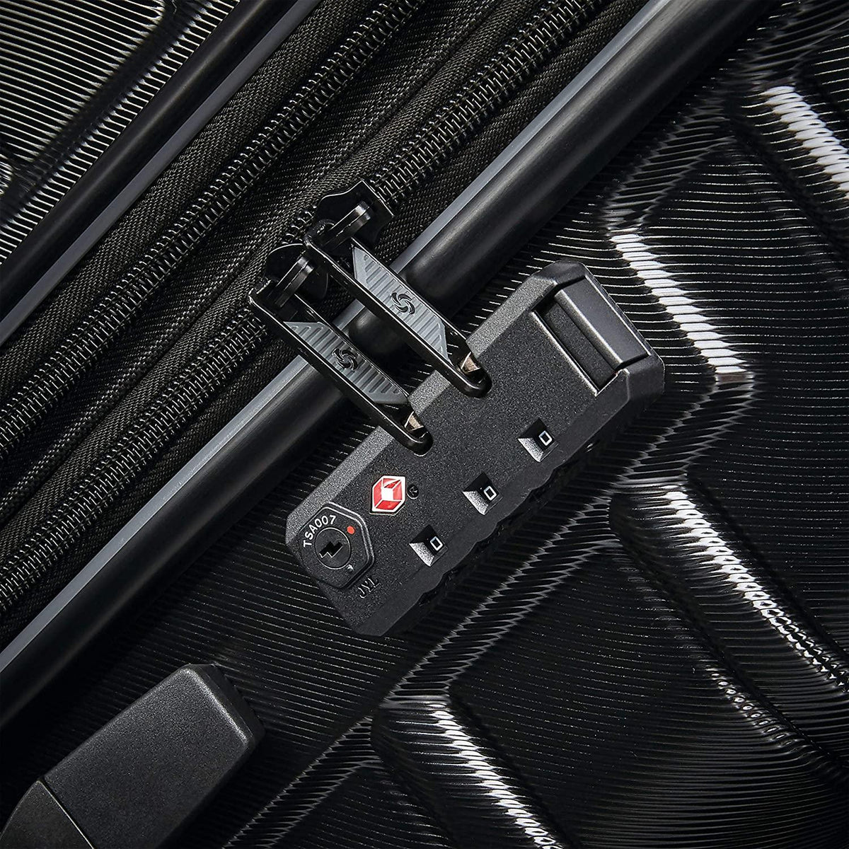 Omni 2 Hardside Expandable Luggage with Spinner Wheels, Midnight Black, Checked-Large 28-Inch