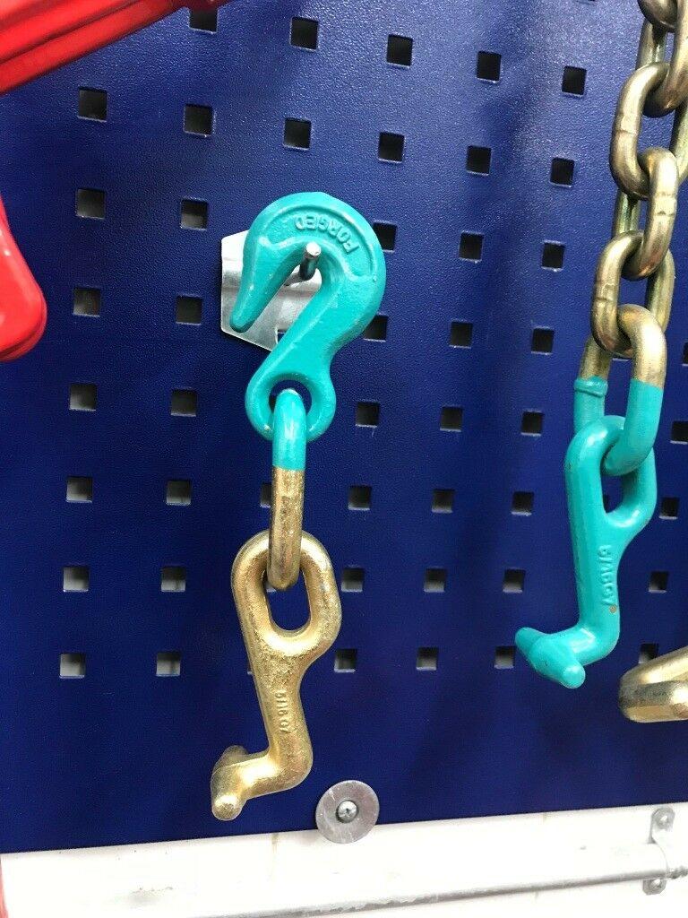 AUTO BODY FRAME MACHINE WRECKER TOW 6 PIECE CHAINS AND TOOL SET SPECIAL PRICING!