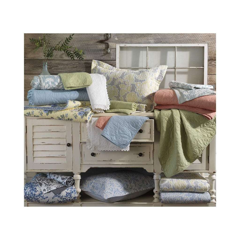 Laura Ashley Home | Kenna Collection | Luxury Premium Ultra Soft Quilt Coverlet, Comfortable 3 Piece Bedding Set, All Season Stylish Bedspread, Full/Queen, Cornflower