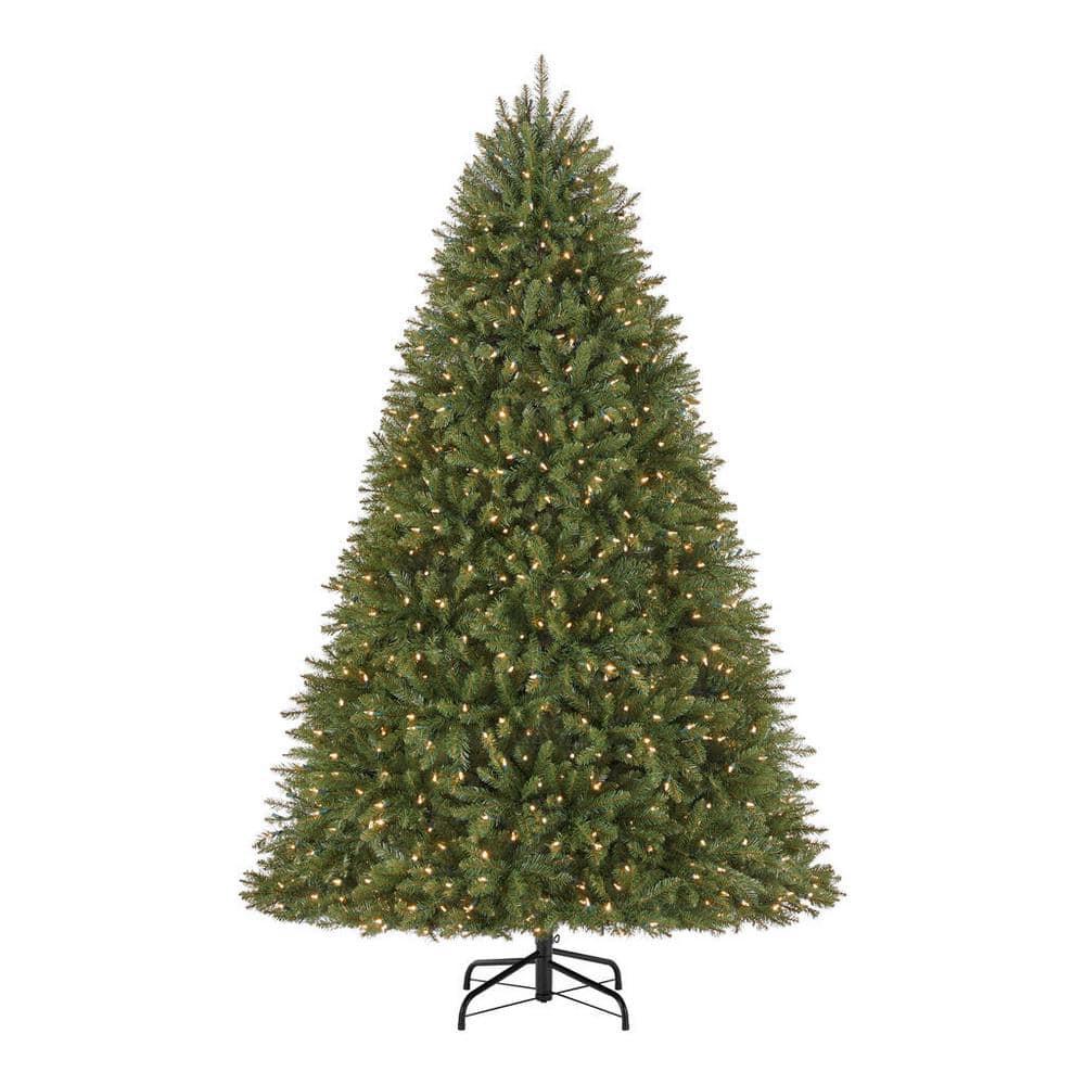 7.5 ft Dunland Fir Christmas Tree