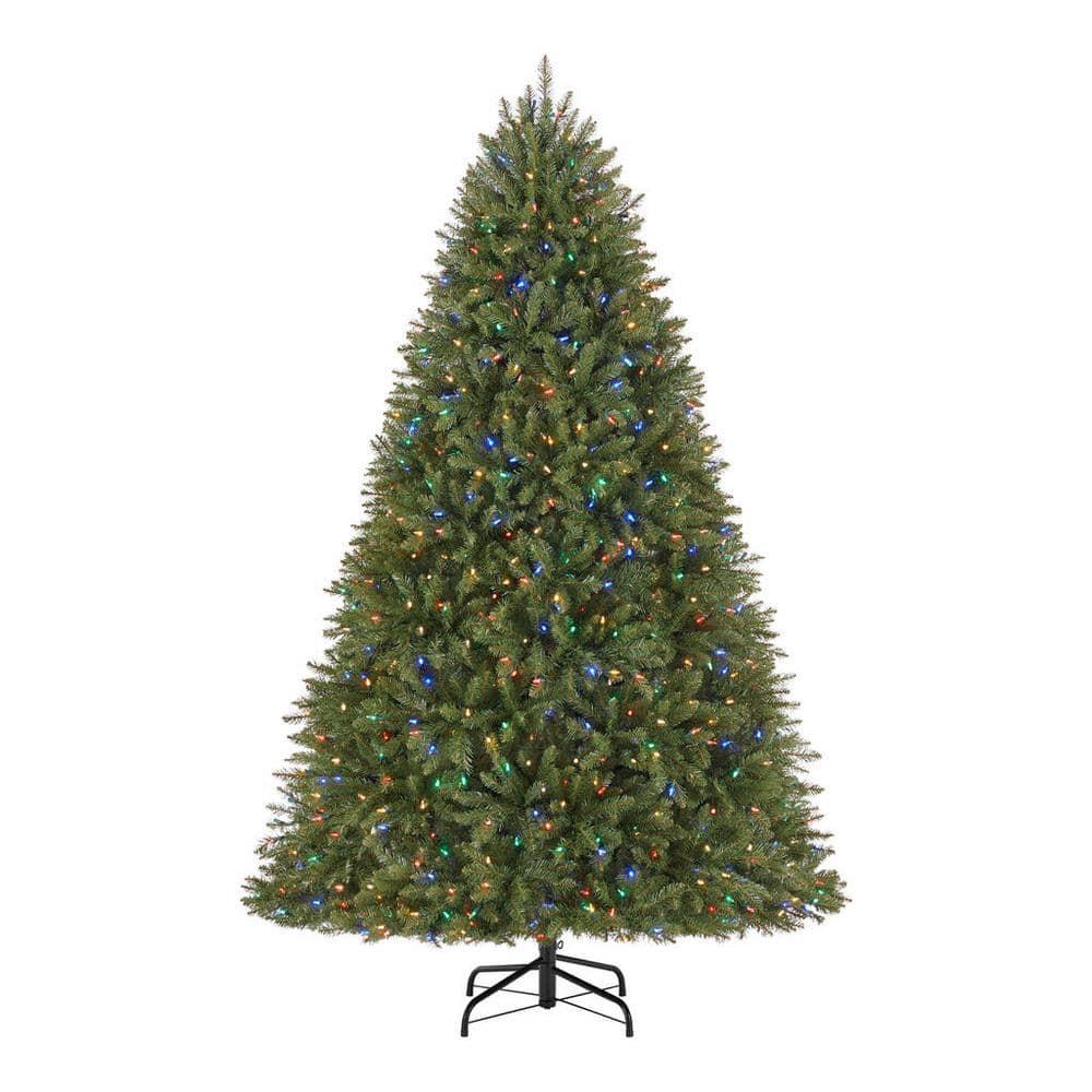 7.5 ft Dunland Fir Christmas Tree