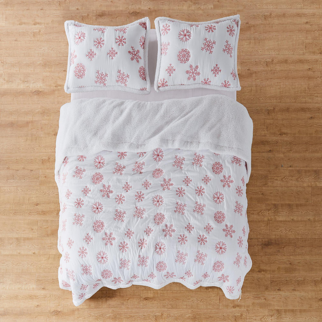 Levtex Home - Red Snowflake Sherpa Quilt Set - Full/Queen Quilt (88x92in.) + Two Standard Pillow Shams (26x20in.) - Snowflake - Holiday - Red and White - Reversible - Cotton/Poly