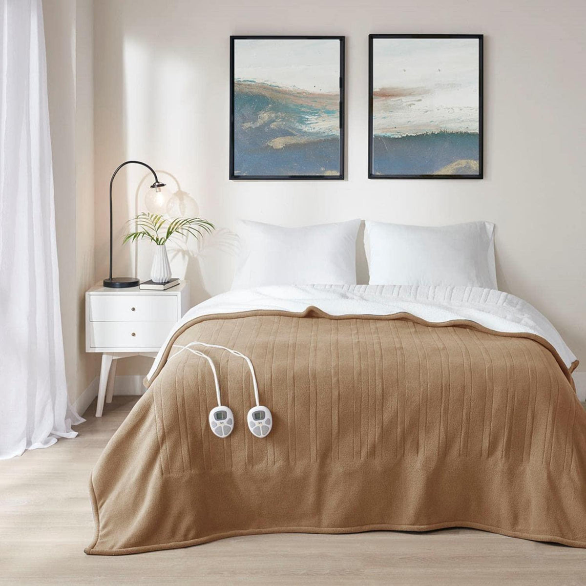 Gracie Mills Polyester Fleece to Sherpa Heated Blanket with Brown Finish ST54-0134