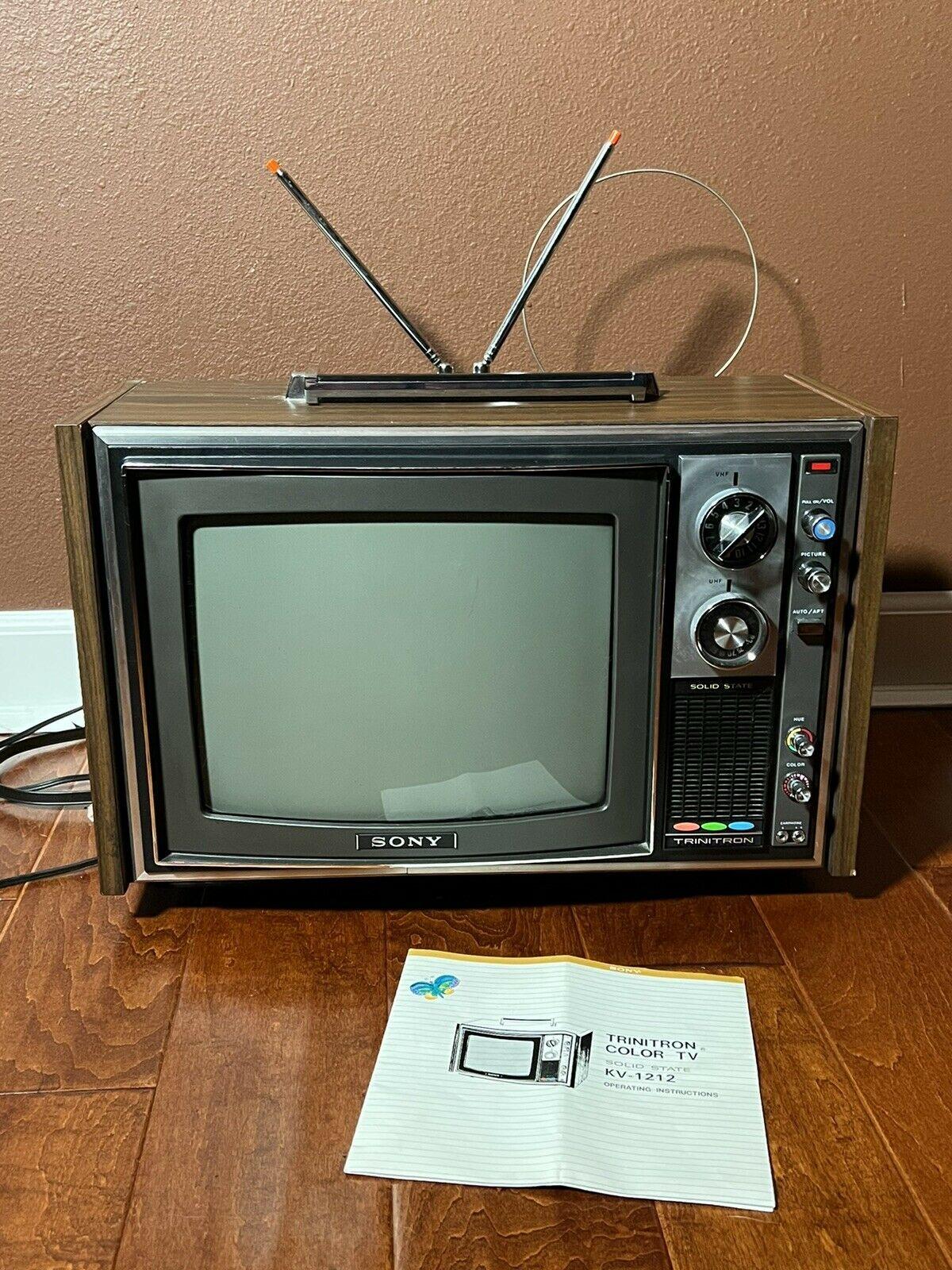 ultra rare 1972 sony trinitron color crt tv  12” kv-1212 (tested &amp; working)