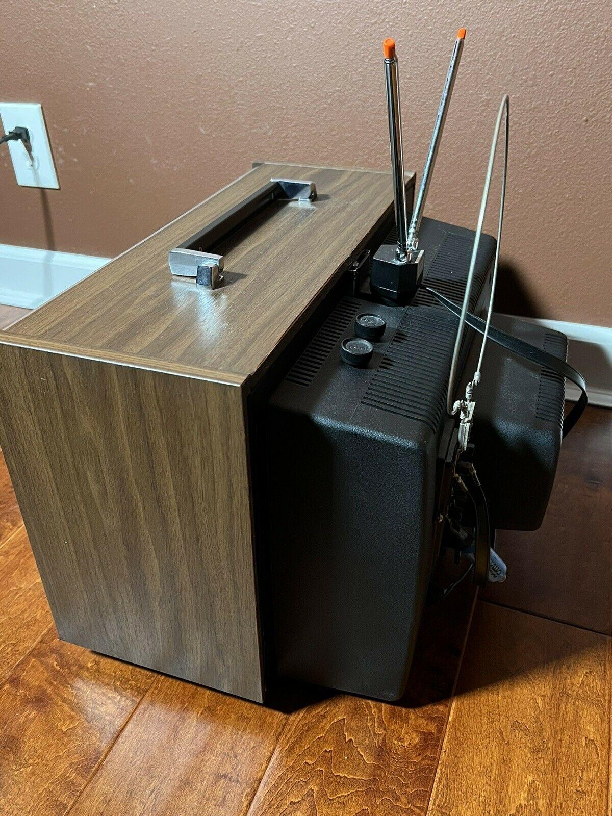 ultra rare 1972 sony trinitron color crt tv  12” kv-1212 (tested &amp; working)