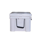42 qt. 40 l Premium Cooler in White