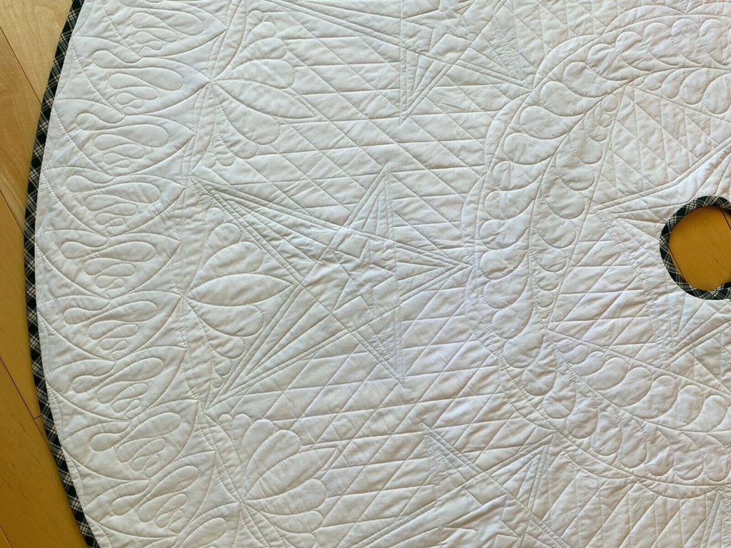 Star Christmas Tree Skirt Homespun Cotton Fabric  Quilted Quilt 58 1/2"
