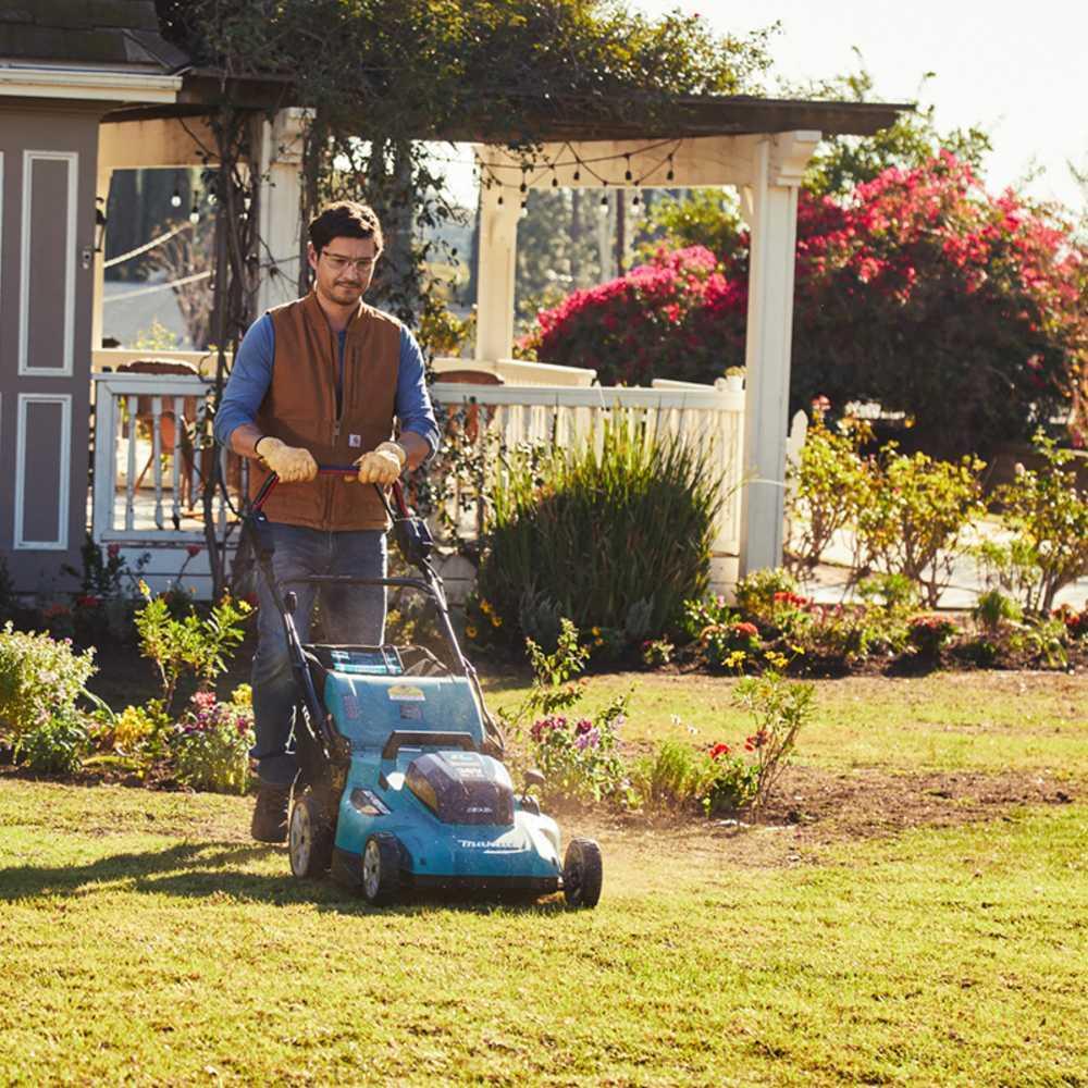 Makita XML11CT1 18V X2 36V Cordless 21 in. Lawn Mower Kit w/ 4 Batteries (5.0Ah)