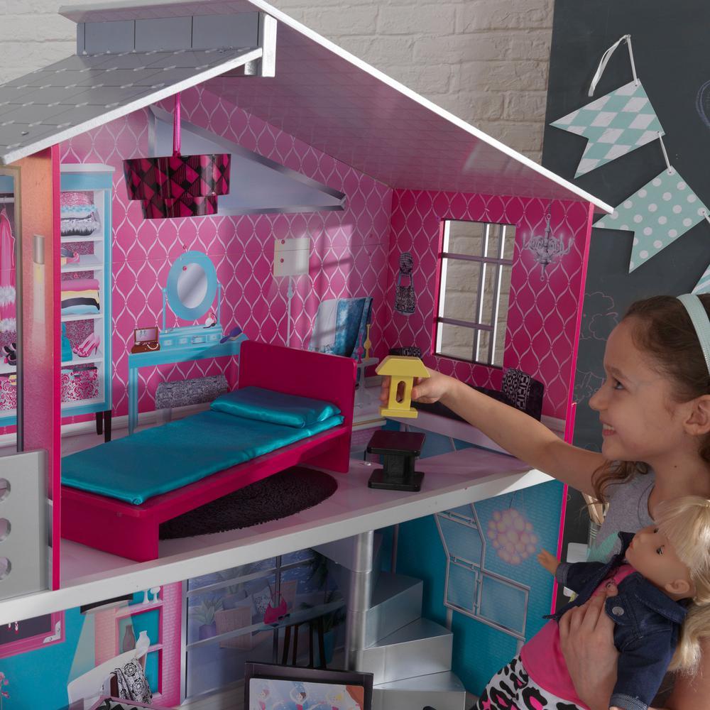 Breanna 18 in. Dollhouse