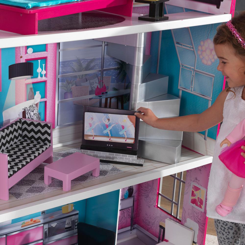 Breanna 18 in. Dollhouse