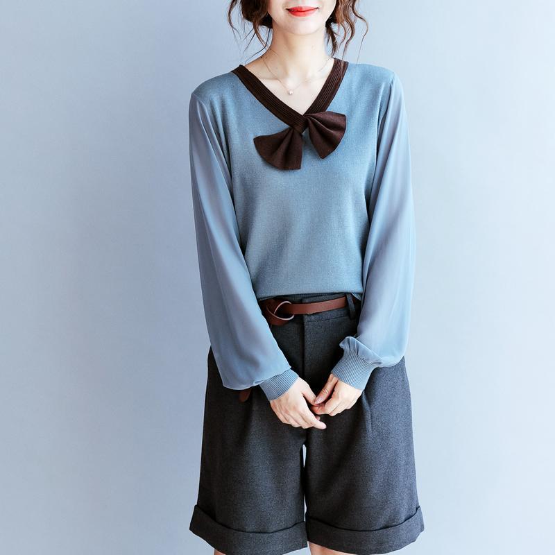 Bow Tie Sweet Velvet Sweatshirt