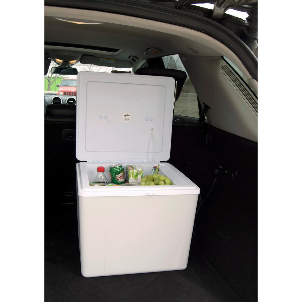 29 Qt (27.5 L) Thermoelectric Voyager Cooler