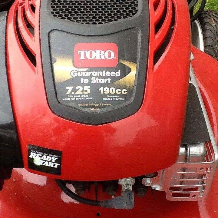 Recycler Gas Self Propelled Lawn Mower 22 inch. Local Pickup Only