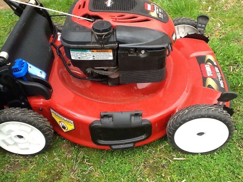 Recycler Gas Self Propelled Lawn Mower 22 inch. Local Pickup Only